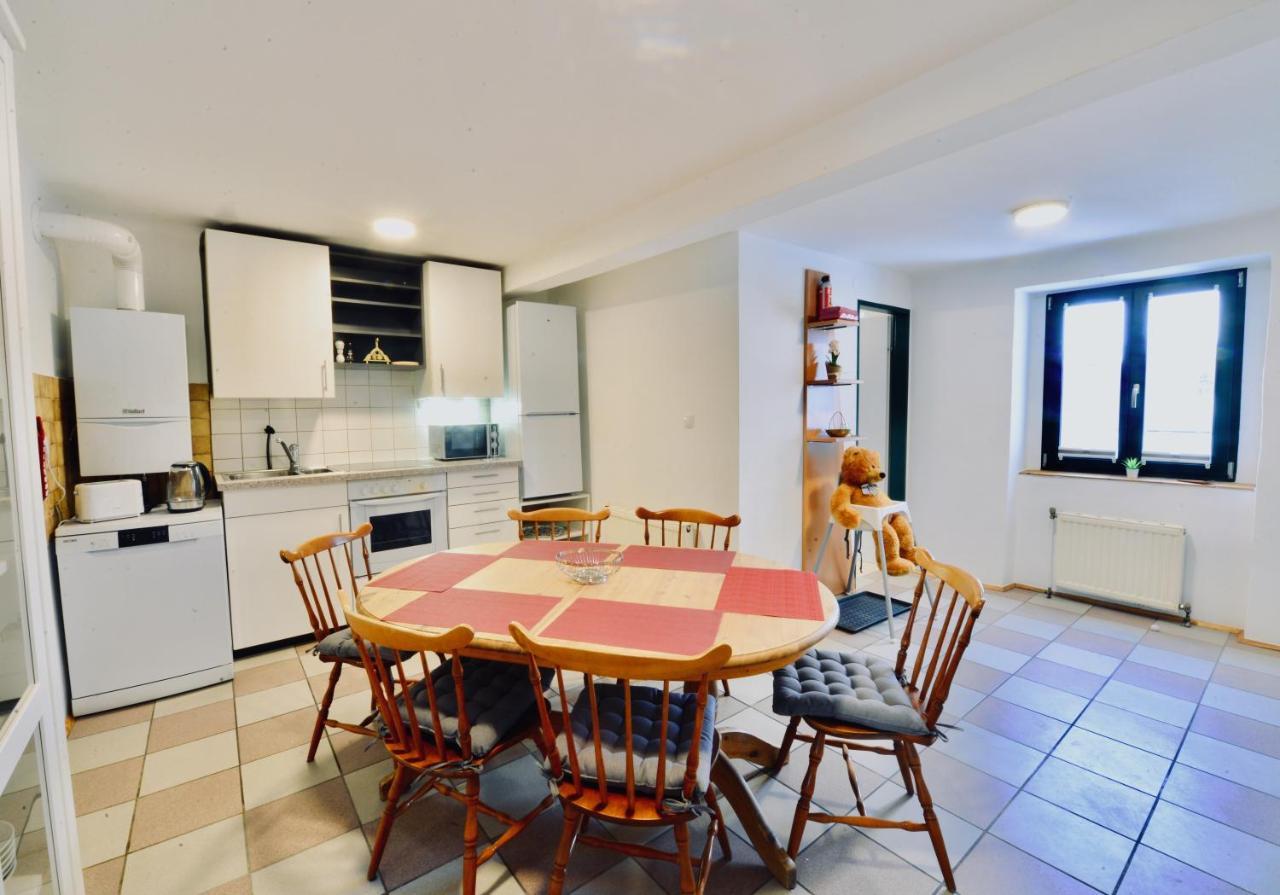 Charming Attic Apartment Near Messe Wien And Center Экстерьер фото